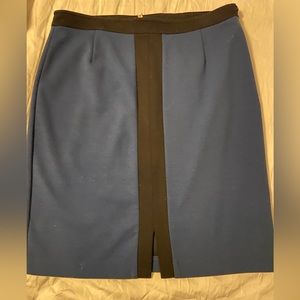 Laundry by Shelli Segal size 10 navy skirt.